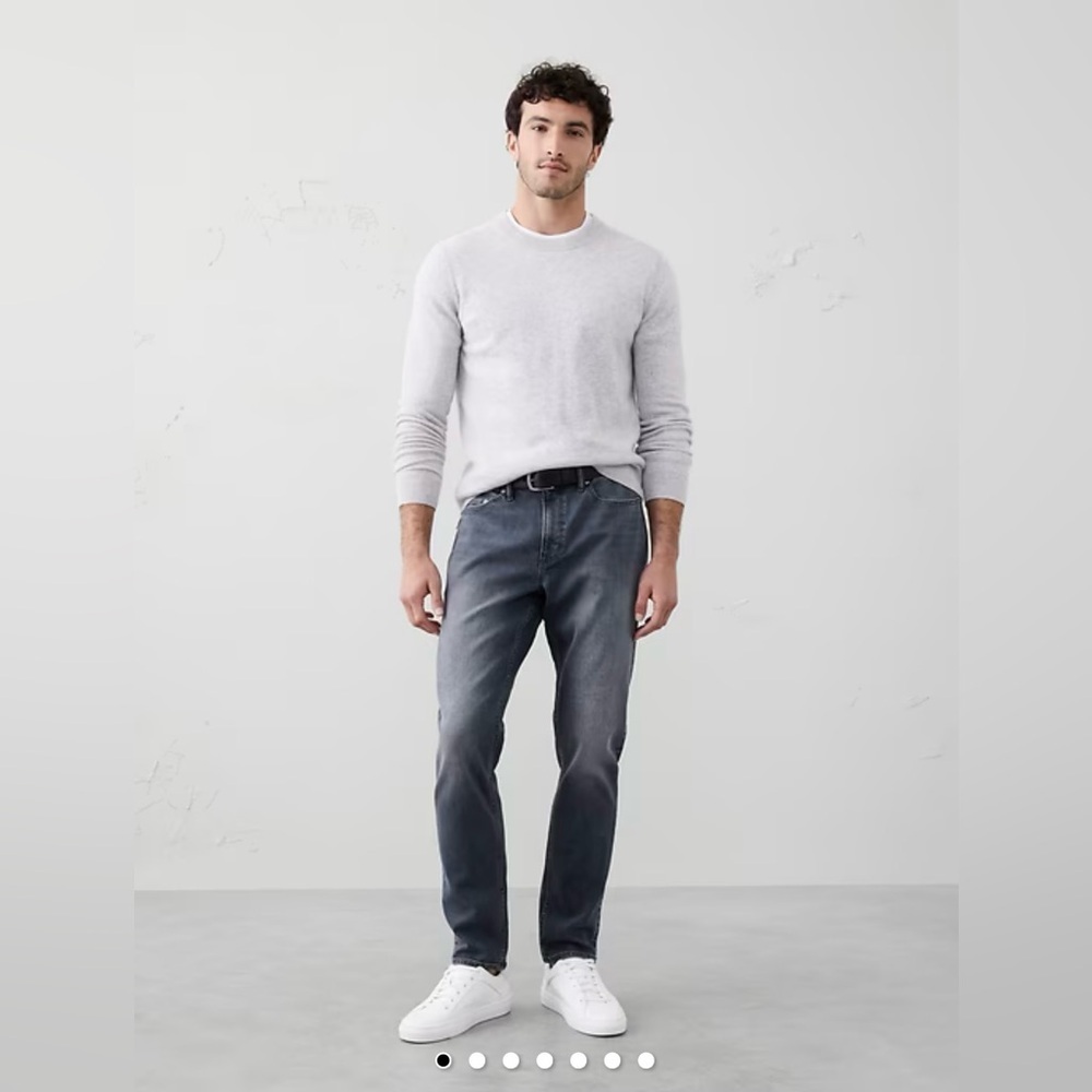 NWT Banana Republic Men’s Athletic Fit TravelerJeans 29x32 Gray Mid Rise Stretch